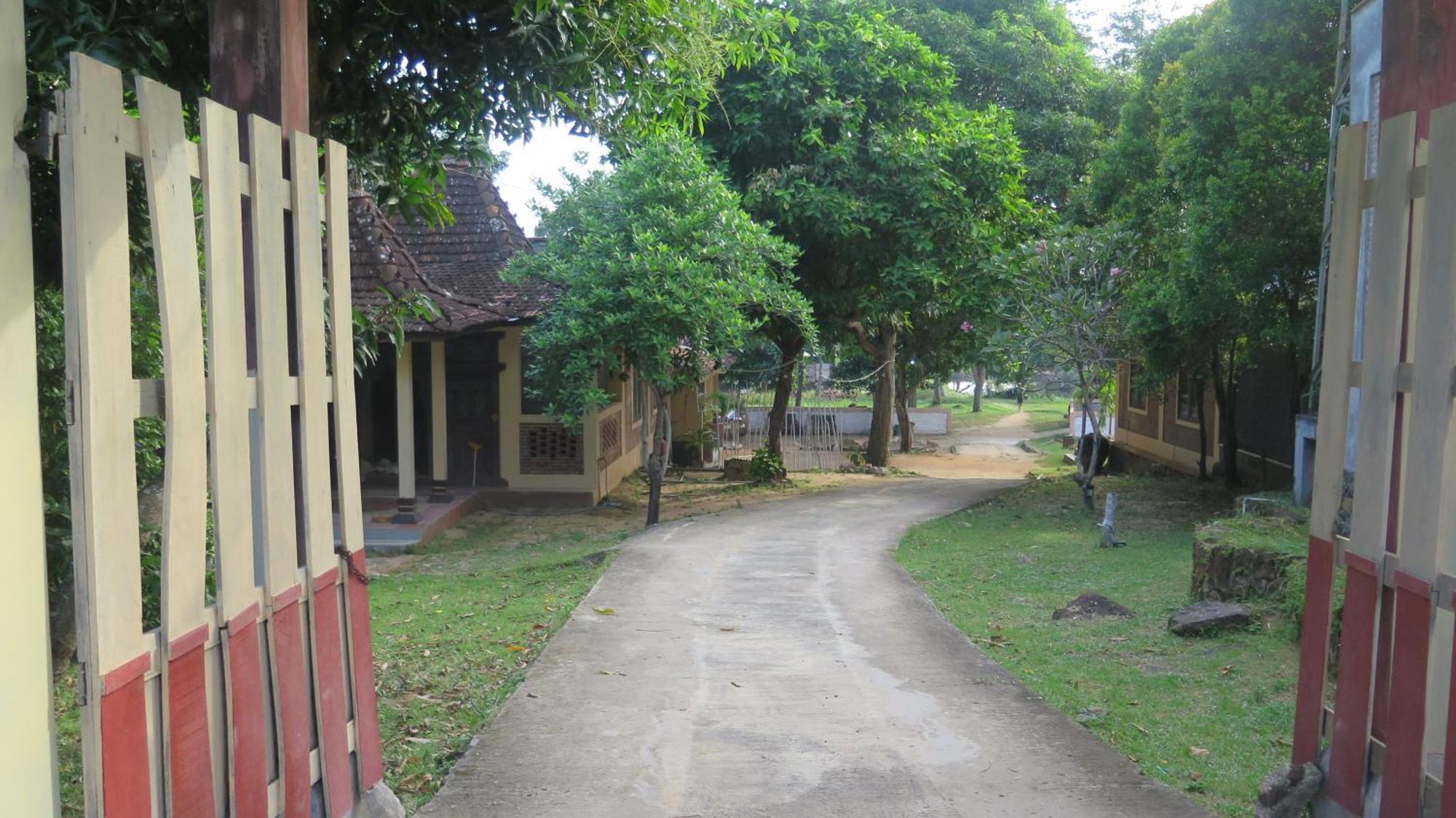 Mangrove Inn كاريمونجاوا المظهر الخارجي الصورة