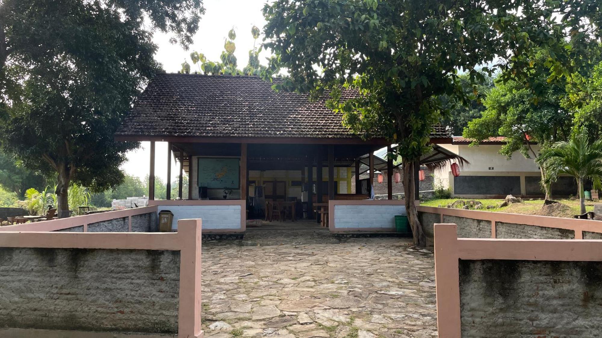 Mangrove Inn كاريمونجاوا المظهر الخارجي الصورة